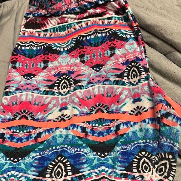 Patterned Leggings - Picture 3 of 4